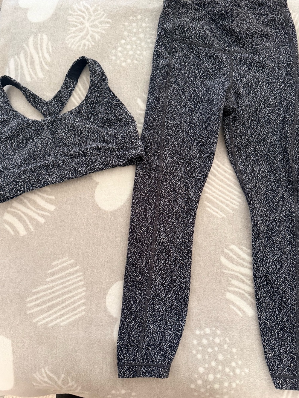 Athleta Black and White Speckled Active Set